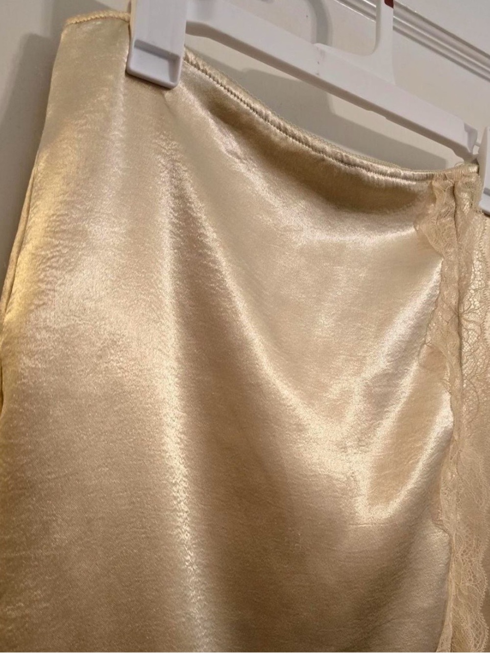 Moon River Gold Satin Shimmery Midi Skirt with Lace Trim - Picture 5 of 5